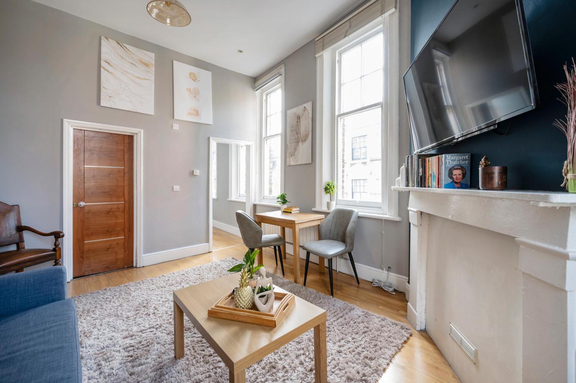 Sunny Corner Apartment In Center Of Londyn Zewnętrze zdjęcie