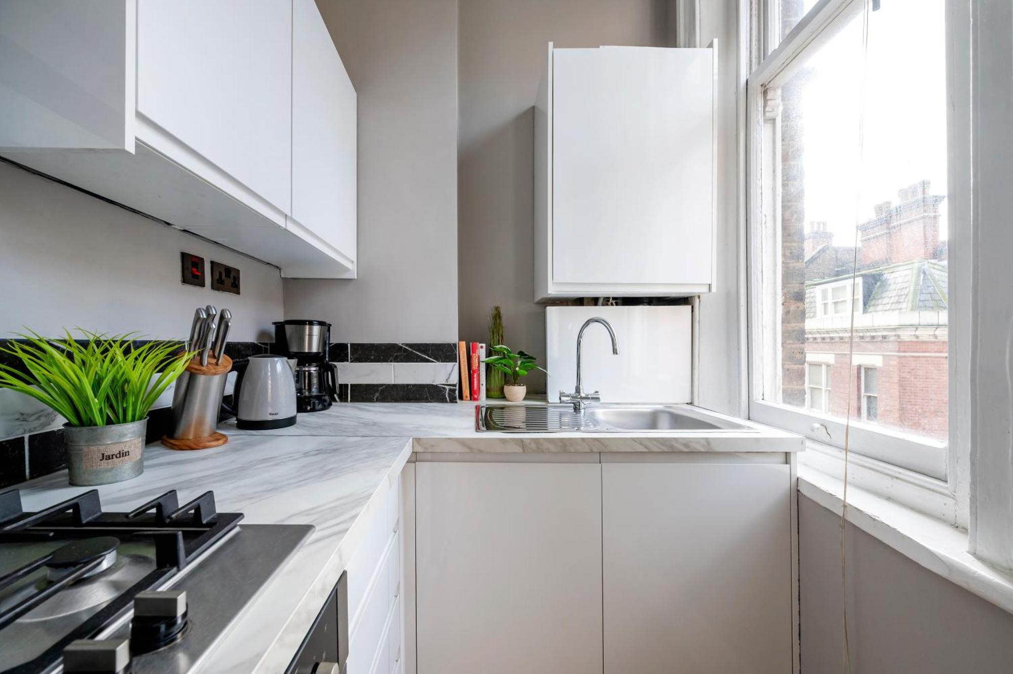 Sunny Corner Apartment In Center Of Londyn Zewnętrze zdjęcie